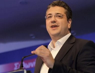 Aποκάλυψη Α.Τζιτζικώστα: Oι σκοπιανοί κινούνται νομικά κατά ελληνικών εταιρειών!